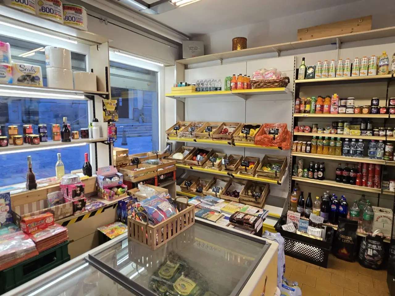Esercizio commerciale in 491b, Via Santuario di Oropa, Favaro di là, Favaro, Biella, Piemonte, 13900, Italia, Biella, {3} - Foto 2