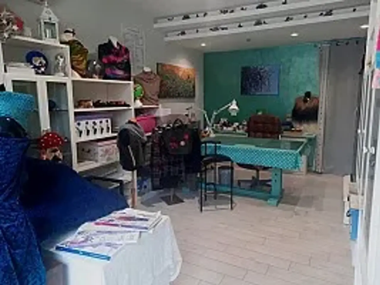 Negozio in , Montesilvano, {3} - Foto 1