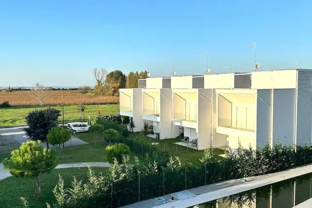 Terraced house in Viale Europa 124, Lignano Sabbiadoro - Photo 1