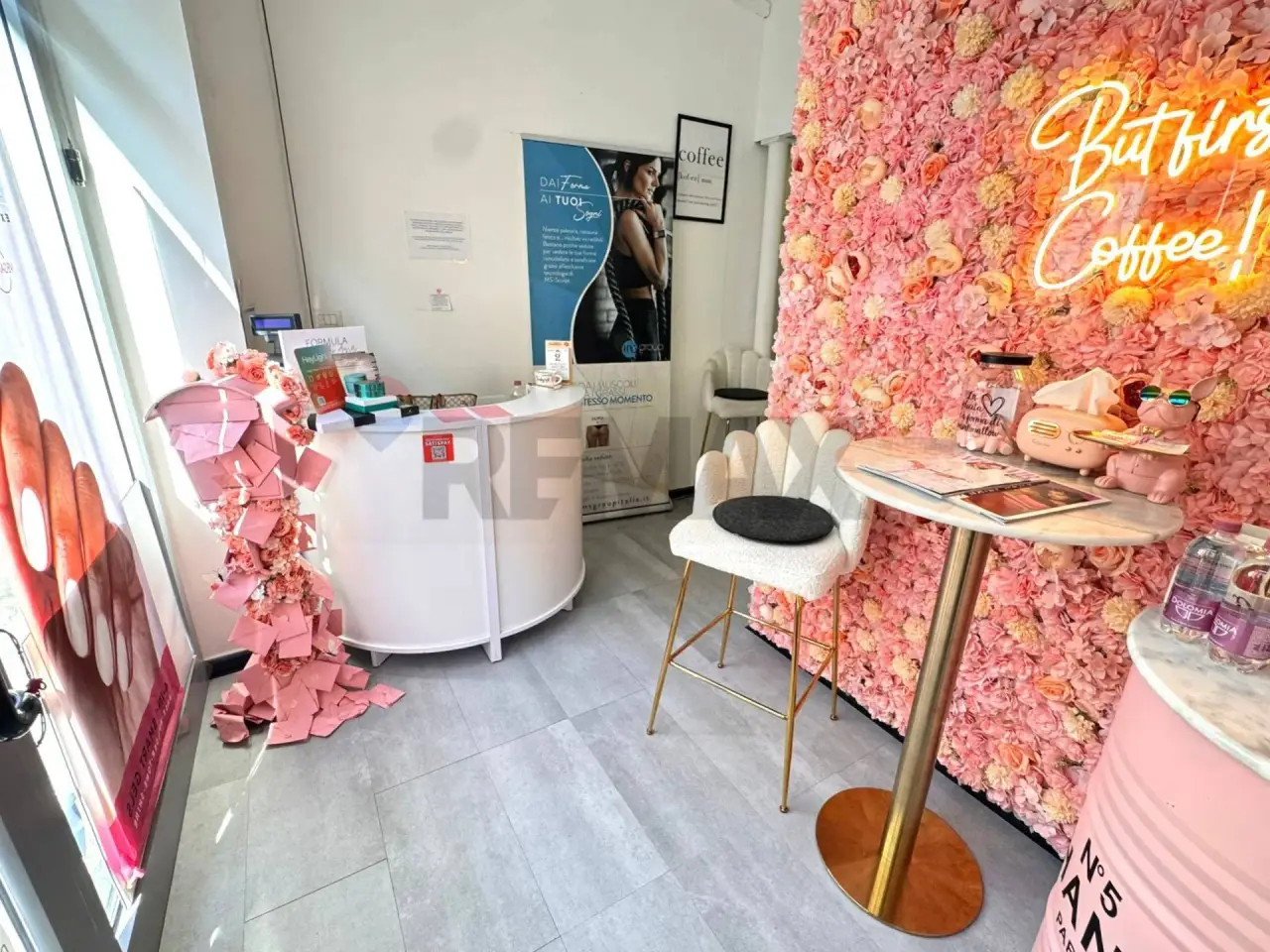 Esercizio commerciale in Via Salasco 32, Milano, {3} - Foto 1