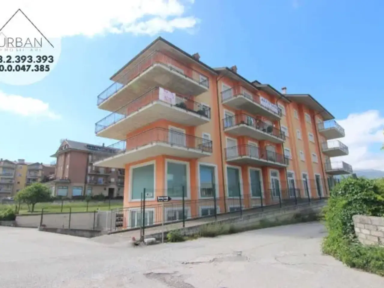 Negozio in Via Pratelle, L'Aquila, {3} - Foto 1