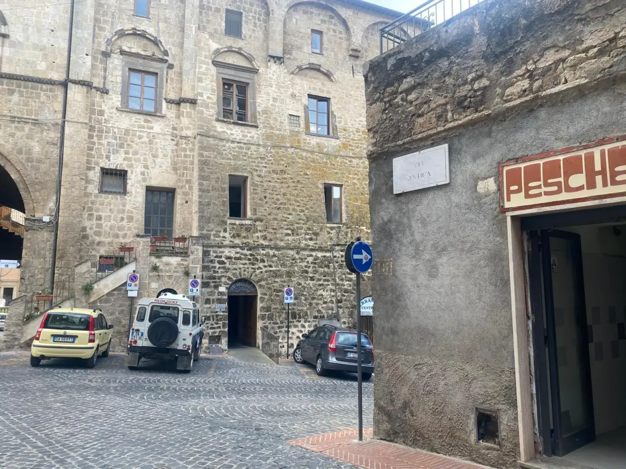Negozio in Via Antica 6, Tarquinia, {3} - Foto 2