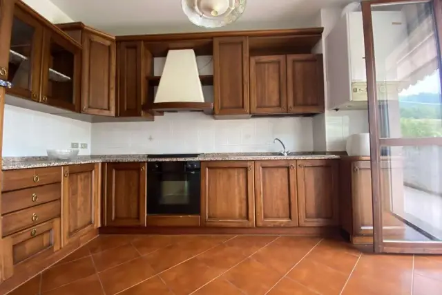 4-room flat in Via Don Cavalli, Traversetolo - Photo 1