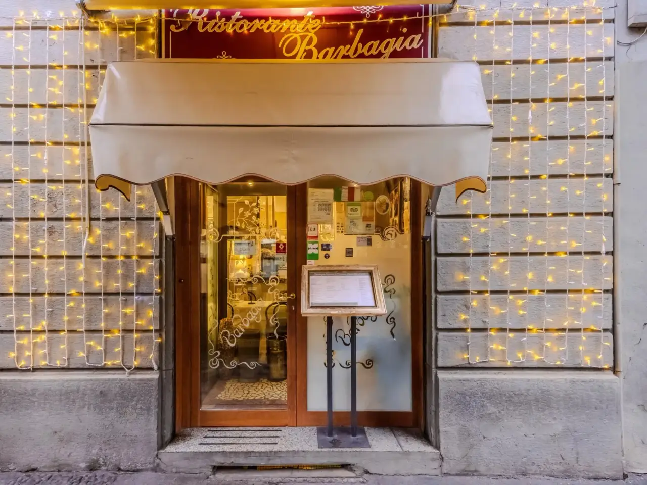 Negozio in Via Ruggero di Lauria, 18, Milano, {3} - Foto 2