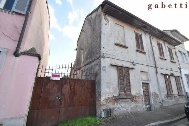 Detached house in Via Milano  108, Magenta - Photo 1