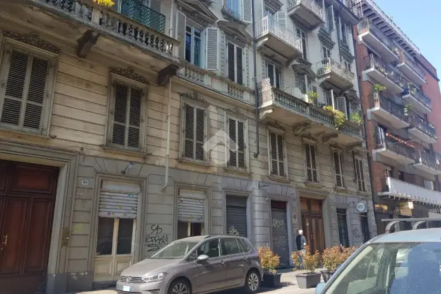 Negozio in Via Baretti 30, Torino - Foto 1