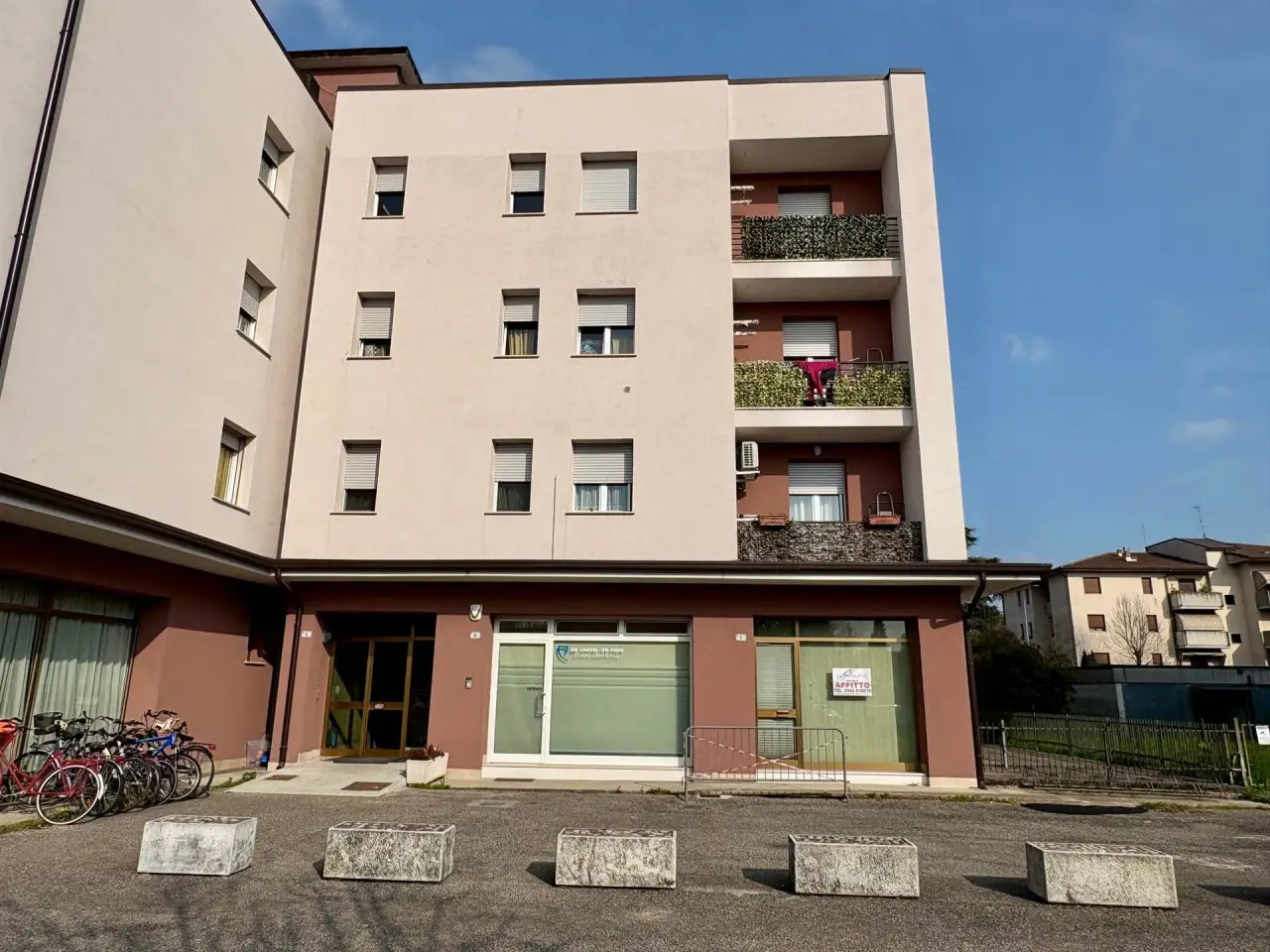 Negozio in , Nogara, {3} - Foto 1