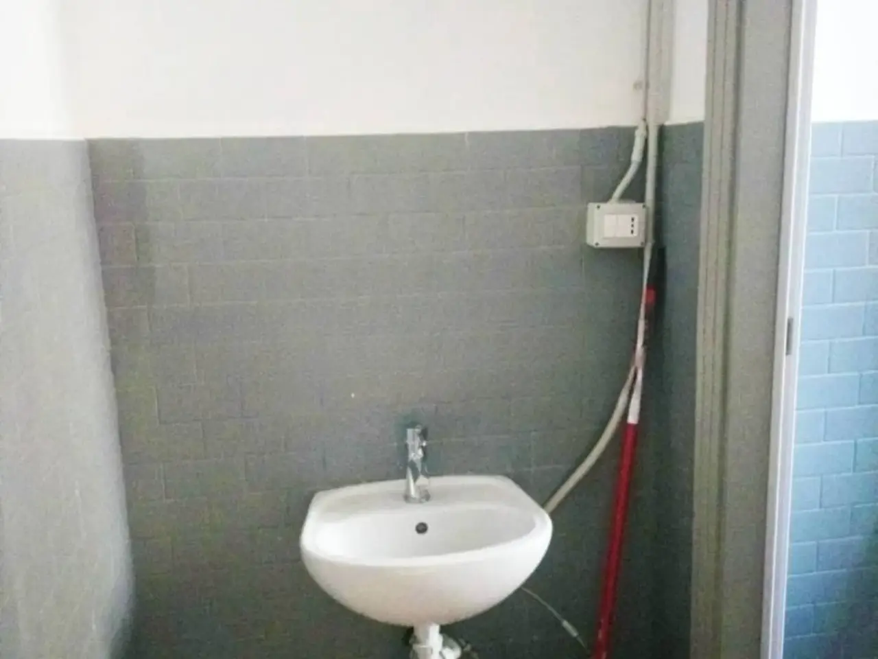 Negozio in Via Dante di Nanni 105, Torino, {3} - Foto 2