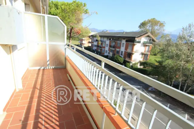 One-room flat in Viale Litoraneo 23, Sarzana - Photo 1