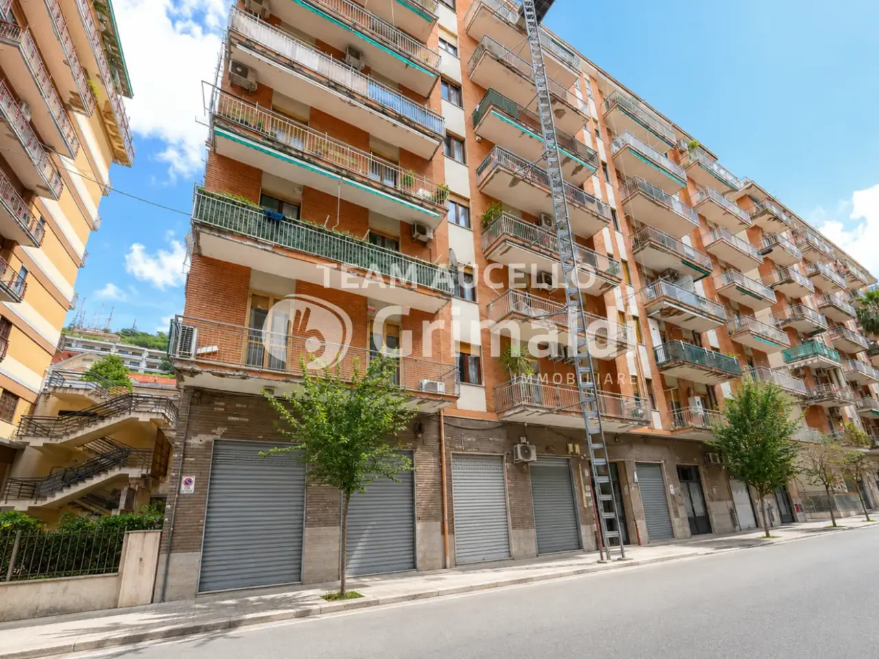 Palazzina commerciale in Via Luigi Guercio 285, Salerno, {3} - Foto 2