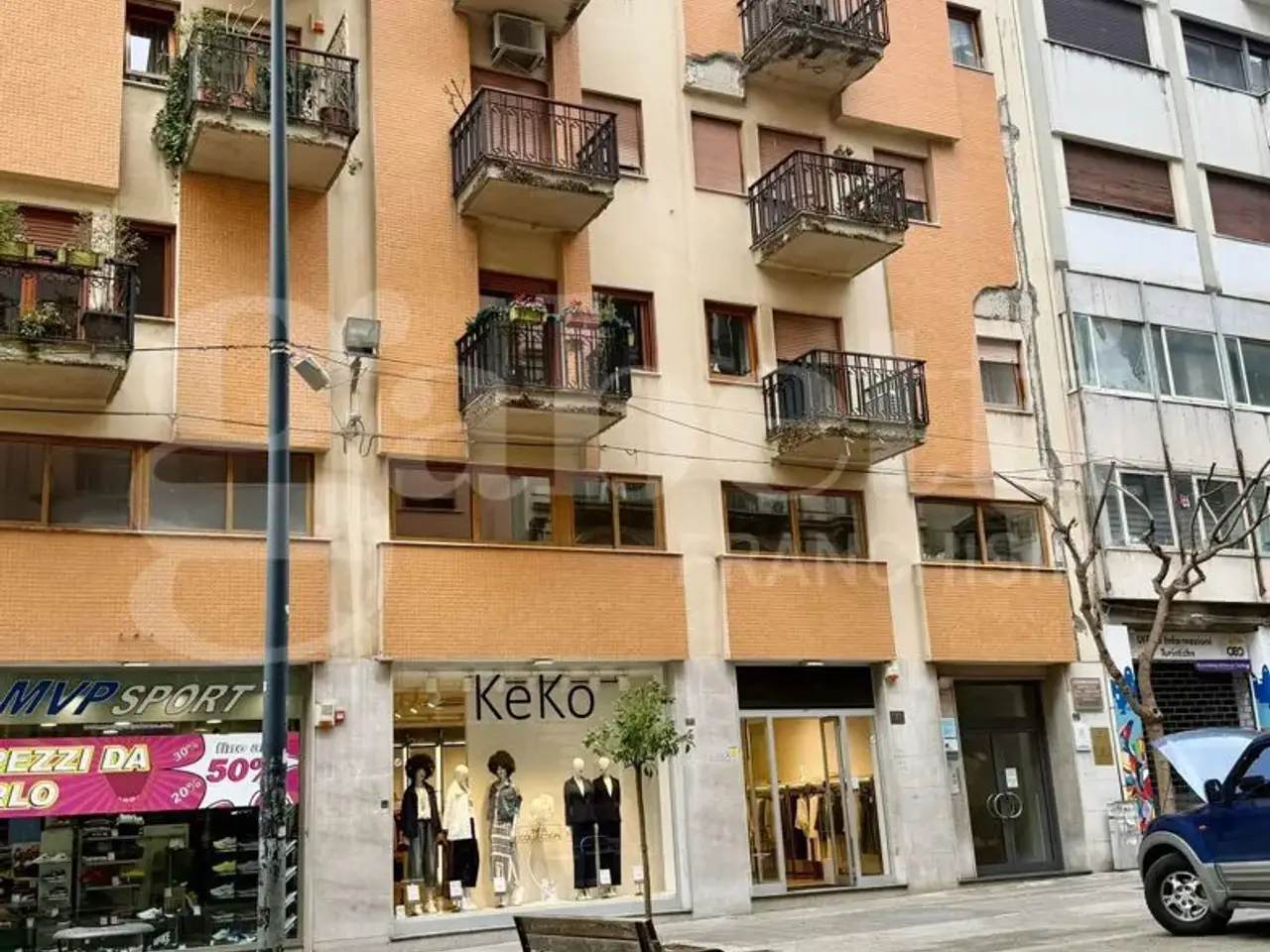 Ufficio in Via Principe di Belmonte 90, Palermo, {3} - Foto 2
