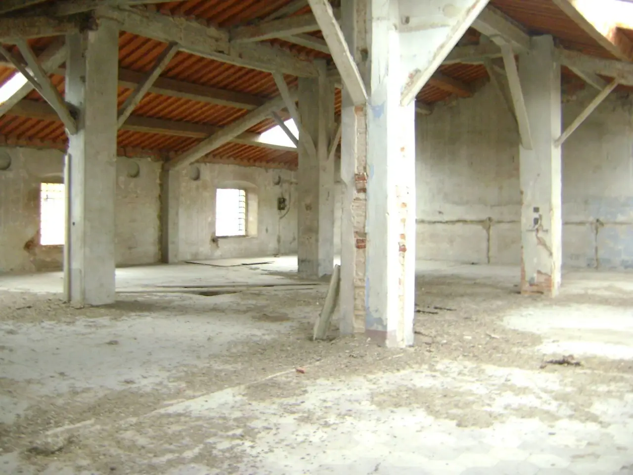 Esercizio commerciale in Via dei Pescatori 3, Livorno, {3} - Foto 1