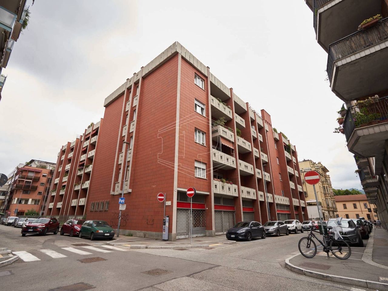 Negozio in Via Leonardo da Vinci 21, Torino, {3} - Foto 1