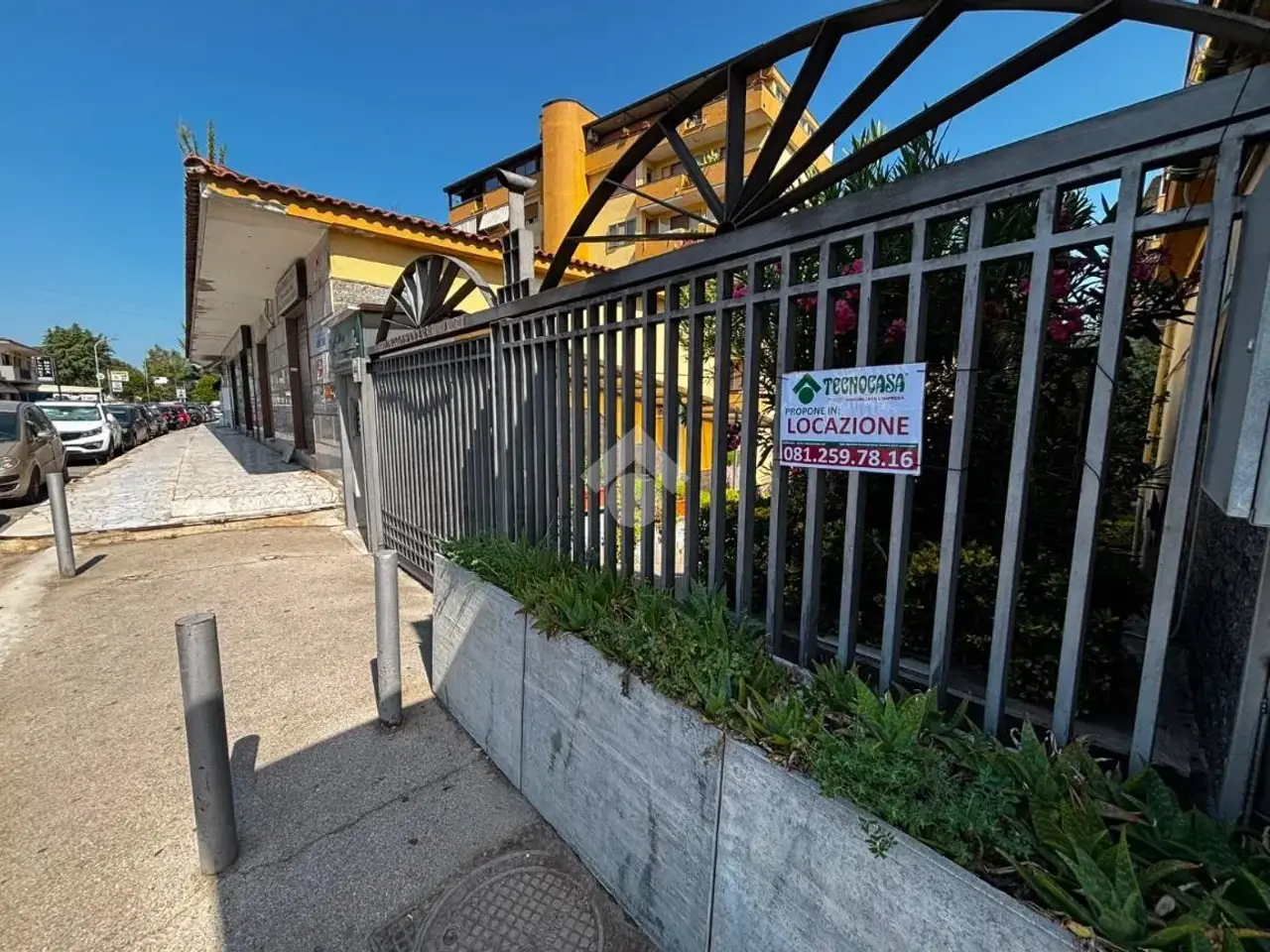 Negozio in Via San Rocco 144, Marano Di Napoli, {3} - Foto 1