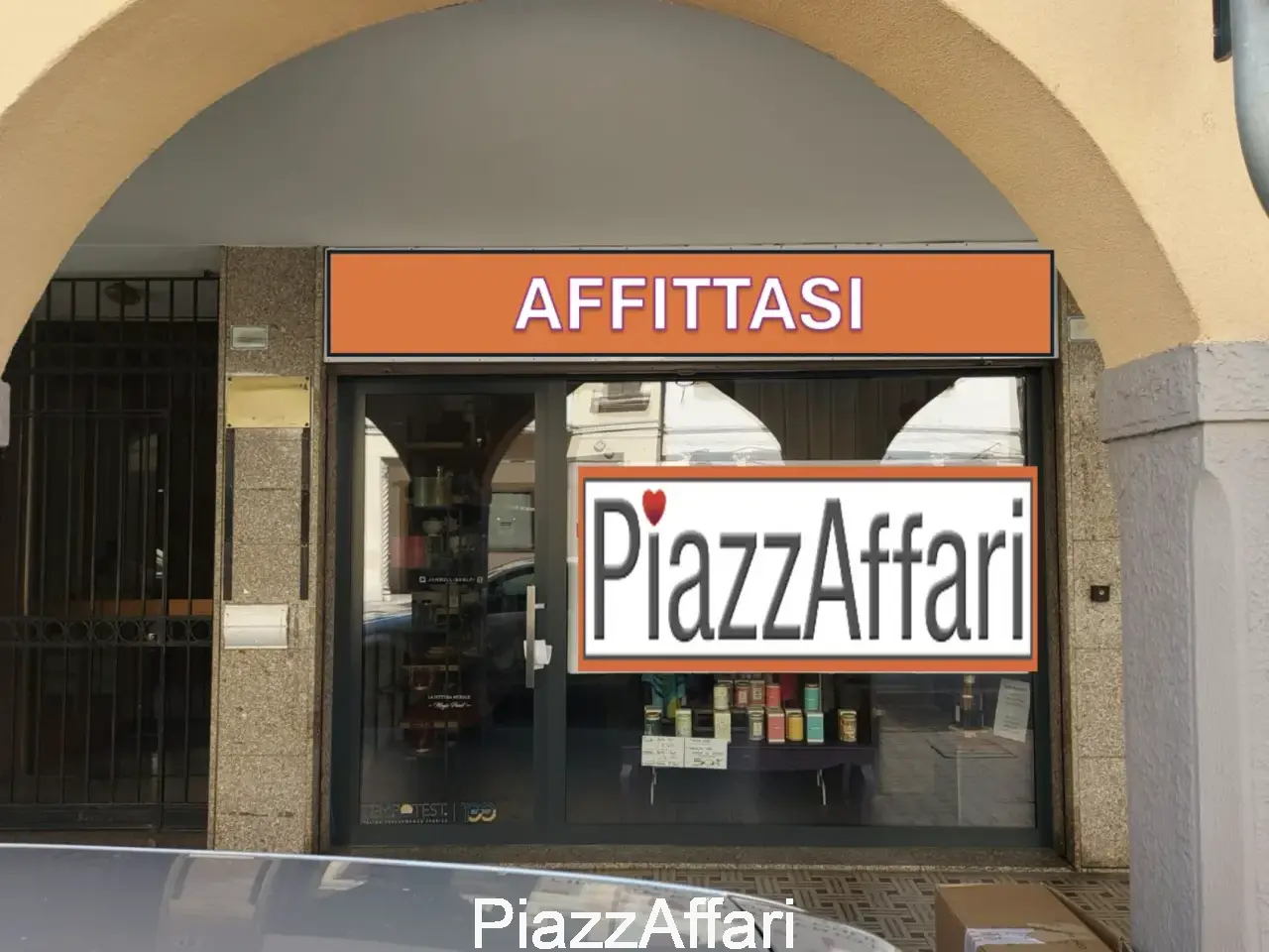 Negozio in Piove di Sacco - Centro, Piove Di Sacco, {3} - Foto 1