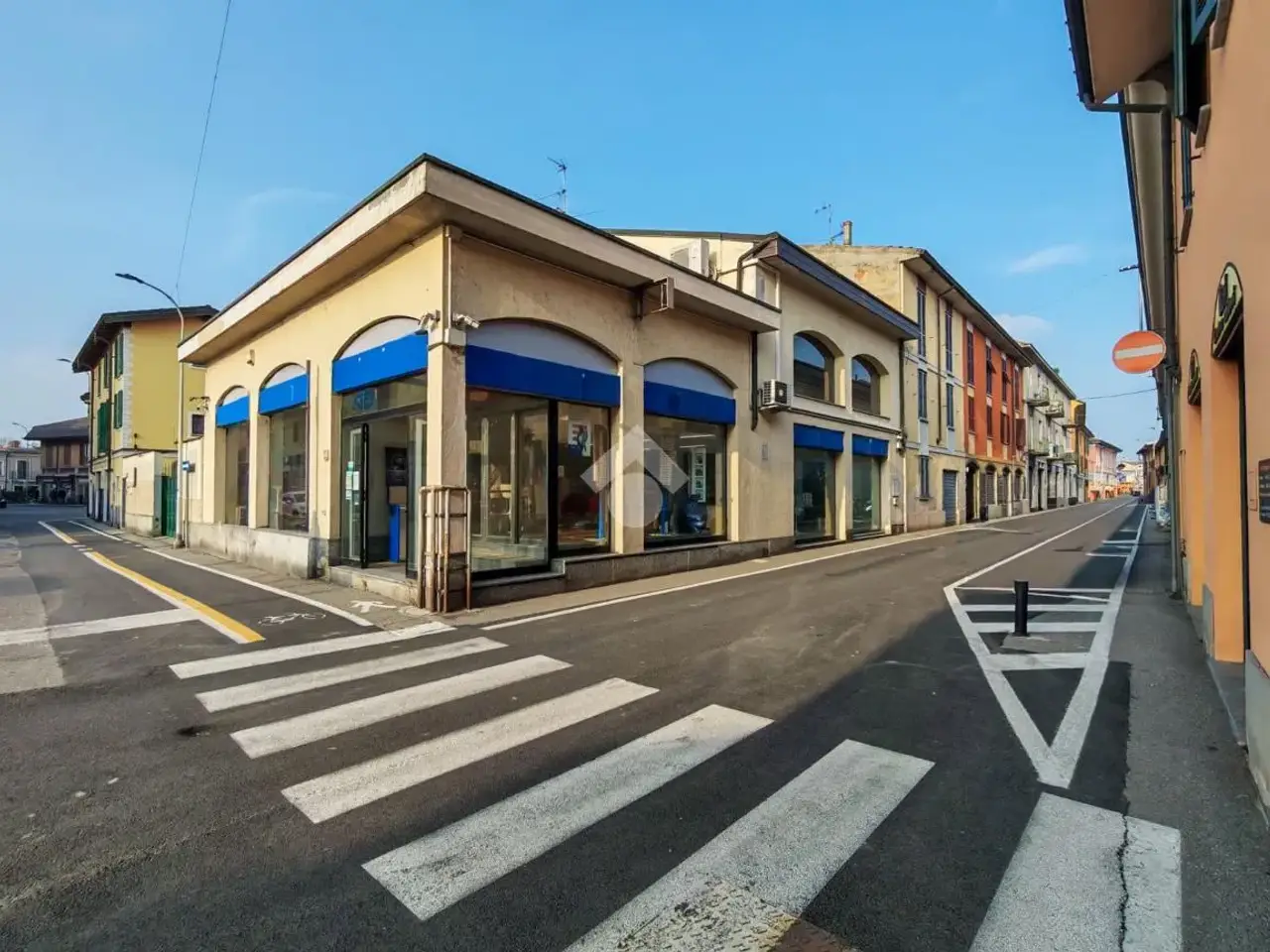 Negozio in Via Andrea Costa 48, Codogno, {3} - Foto 1