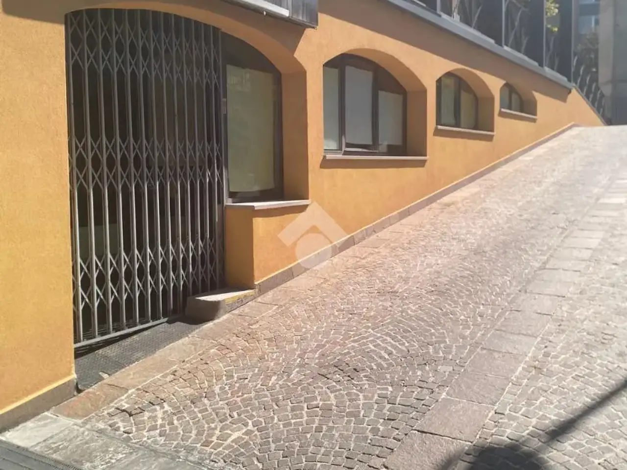 Negozio in Via Paderno 4, Seriate, {3} - Foto 1