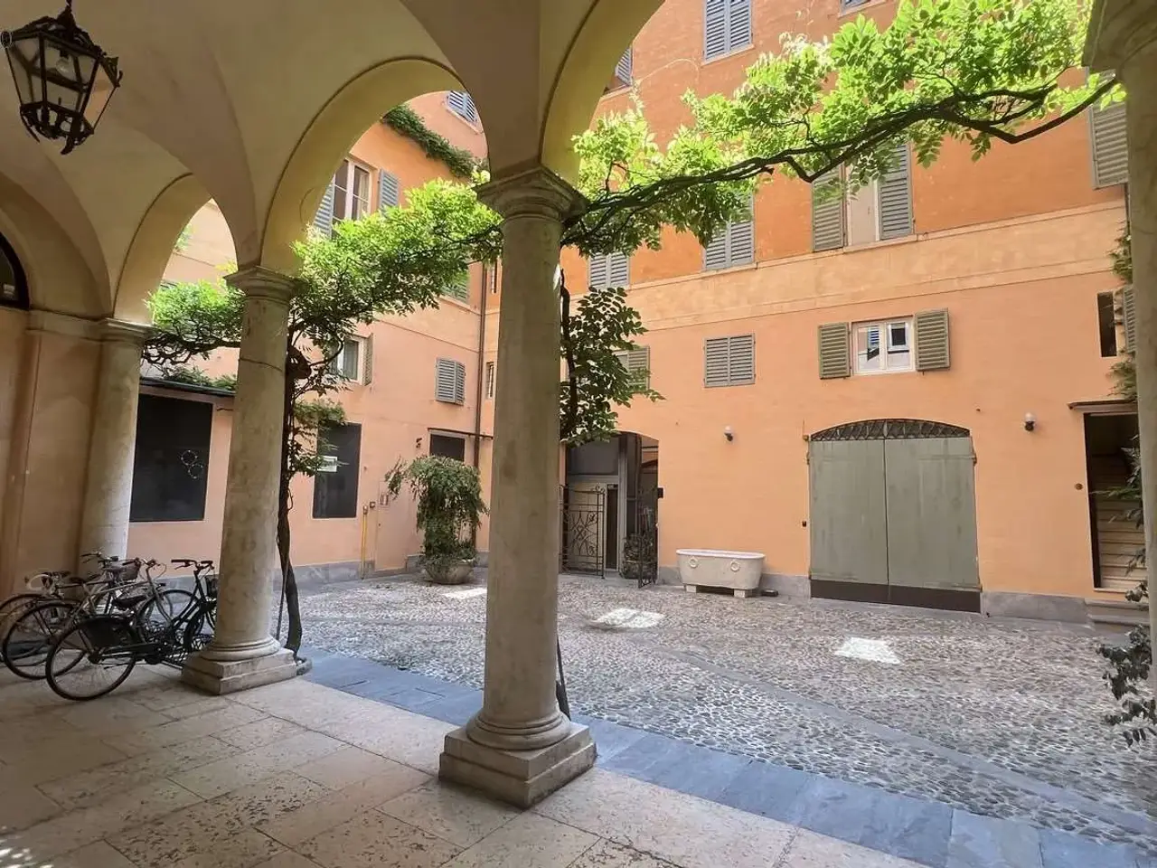 Ufficio in , Modena, {3} - Foto 1