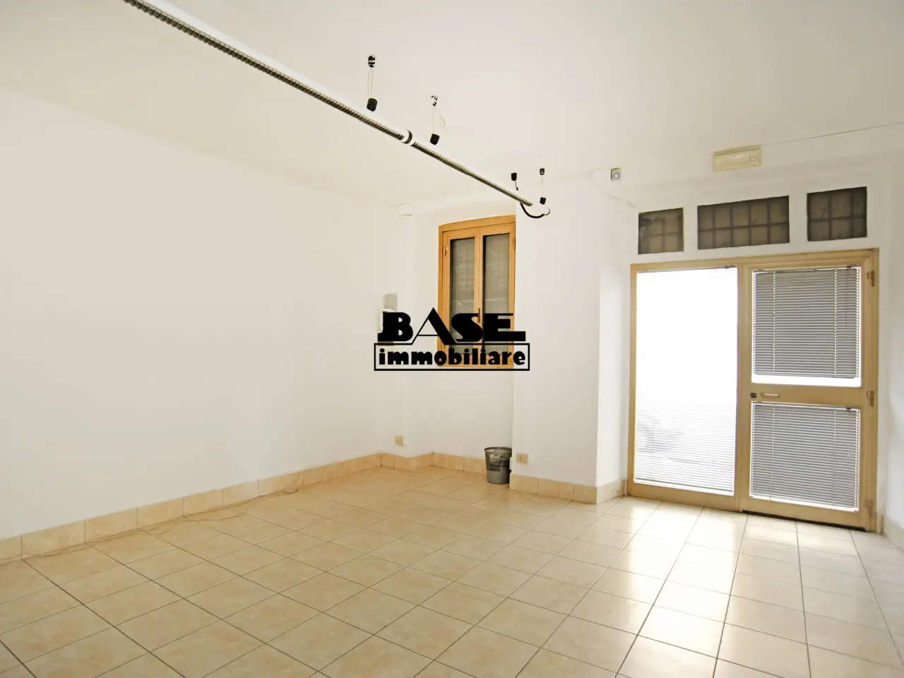 Ufficio in Via Garibaldi 71, Fino Mornasco, {3} - Foto 1