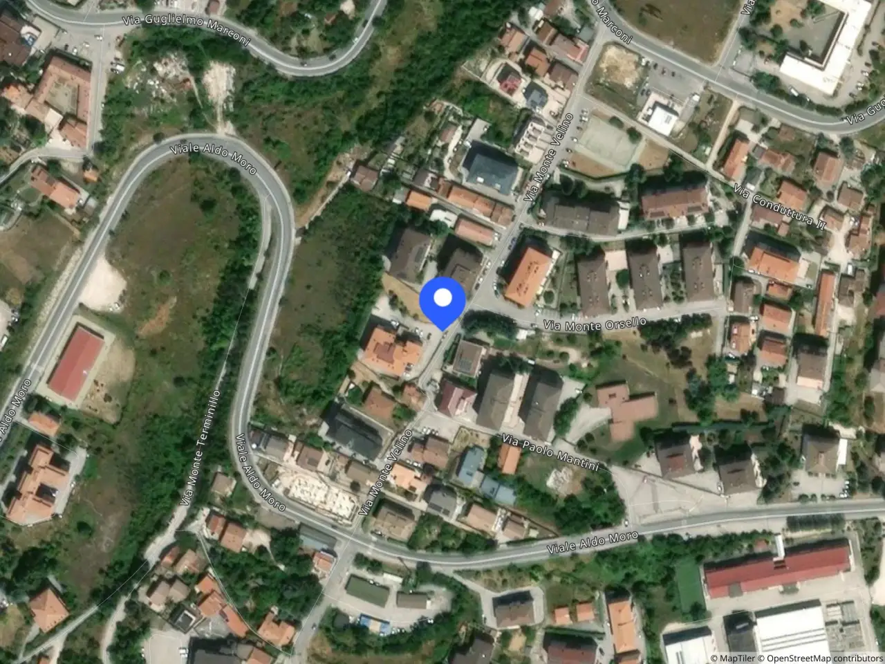 Negozio in Via Monte Velino, 28, 67100 l'Aquila Aq, Italia 28, L'Aquila, {3} - Foto 2