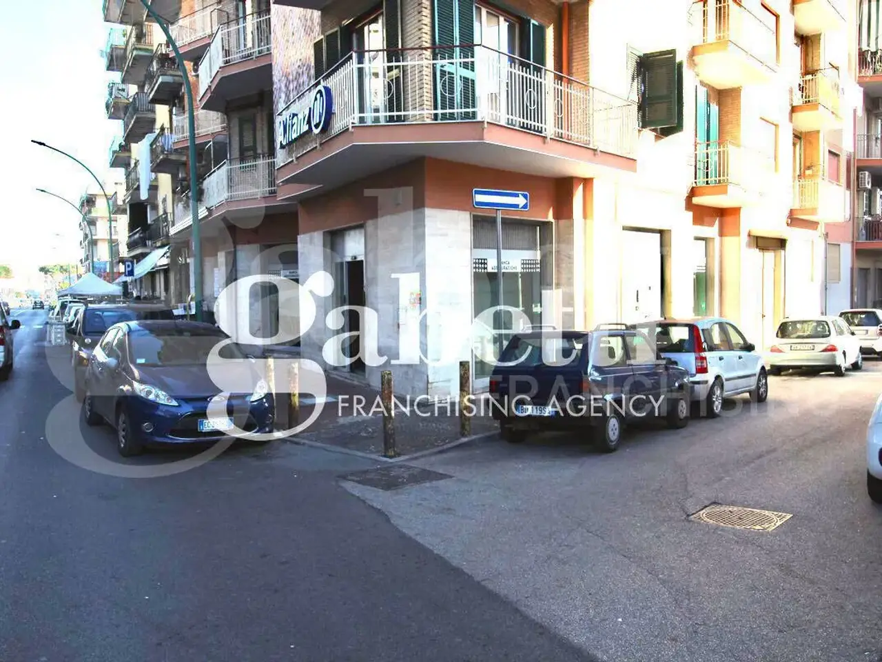 Negozio in Via Napoli 60, Arzano, {3} - Foto 1