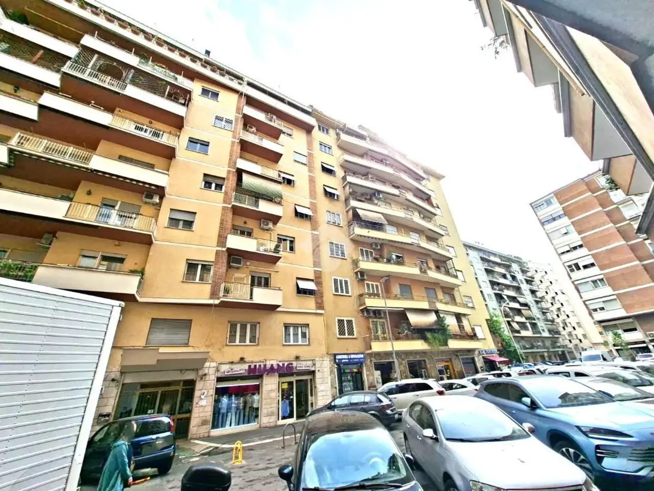 Negozio in Via Orso Mario Corbino 8, Roma, {3} - Foto 2