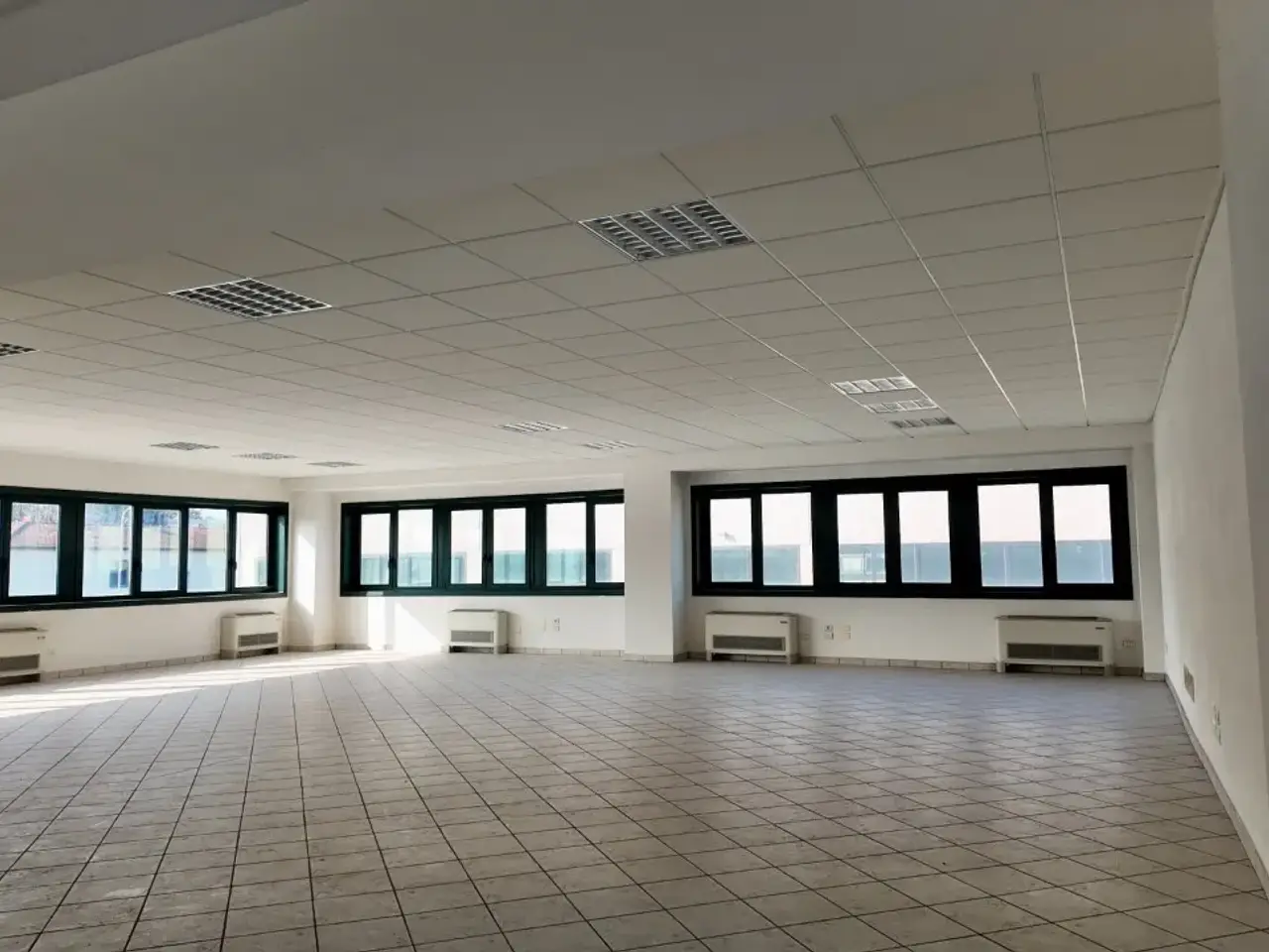 Ufficio in , Reggio Emilia, {3} - Foto 1