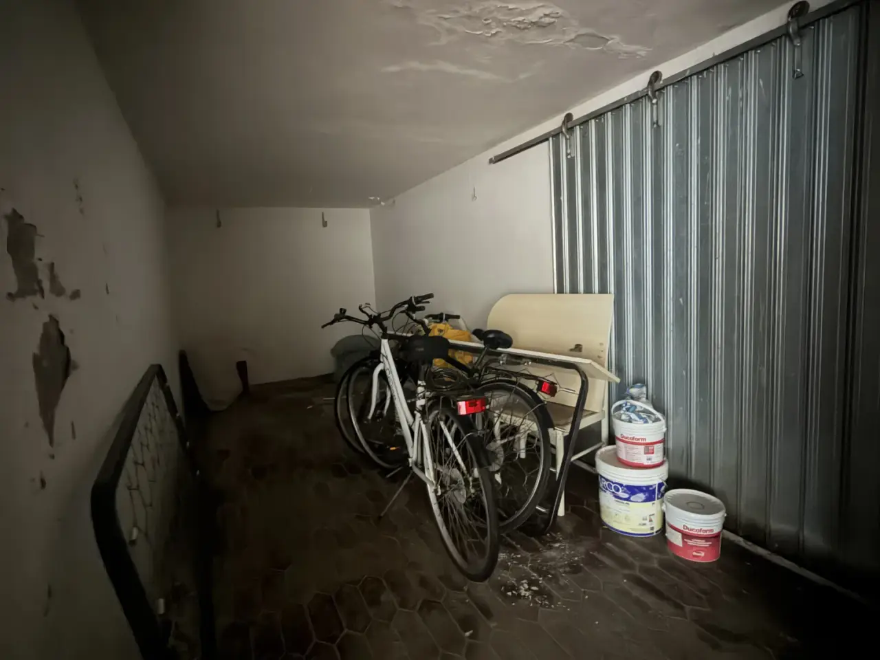 Parcheggio chiuso in , Francavilla Al Mare, {3} - Foto 1