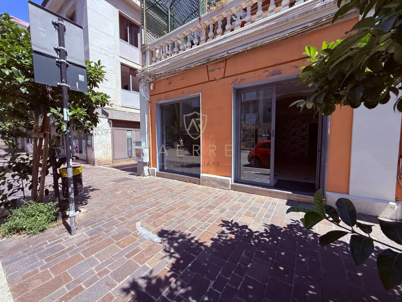 Negozio in Via Nicola Fabrizi 130/132, Pescara, {3} - Foto 2