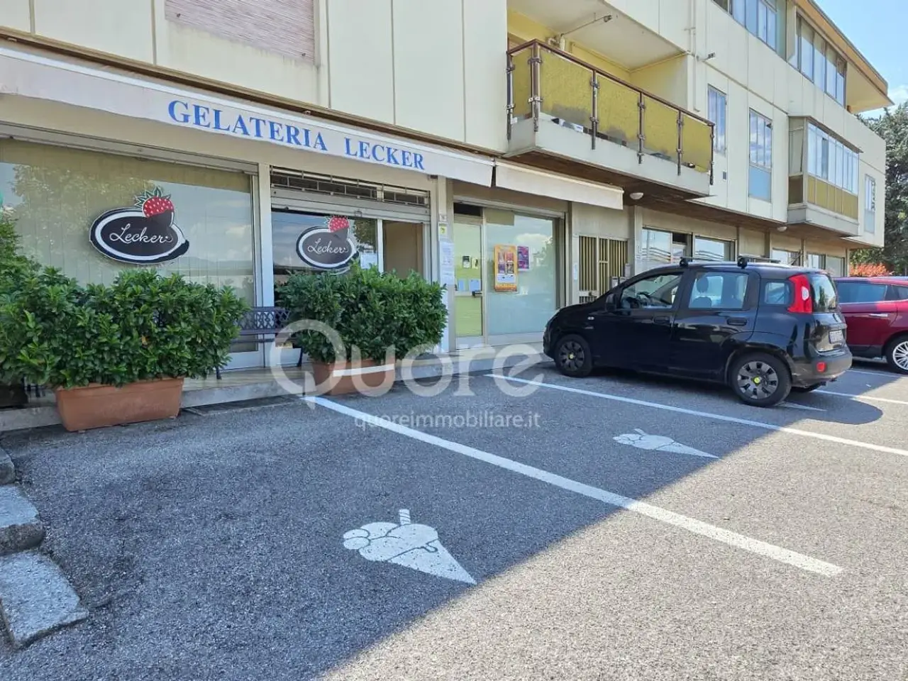 Esercizio commerciale in Via Ledra 16, Buia, {3} - Foto 1