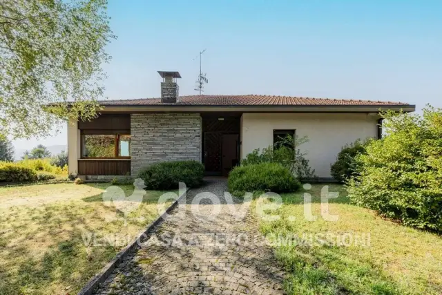 Villa in Via delle Betulle 2, Brezzo di Bedero - Foto 1