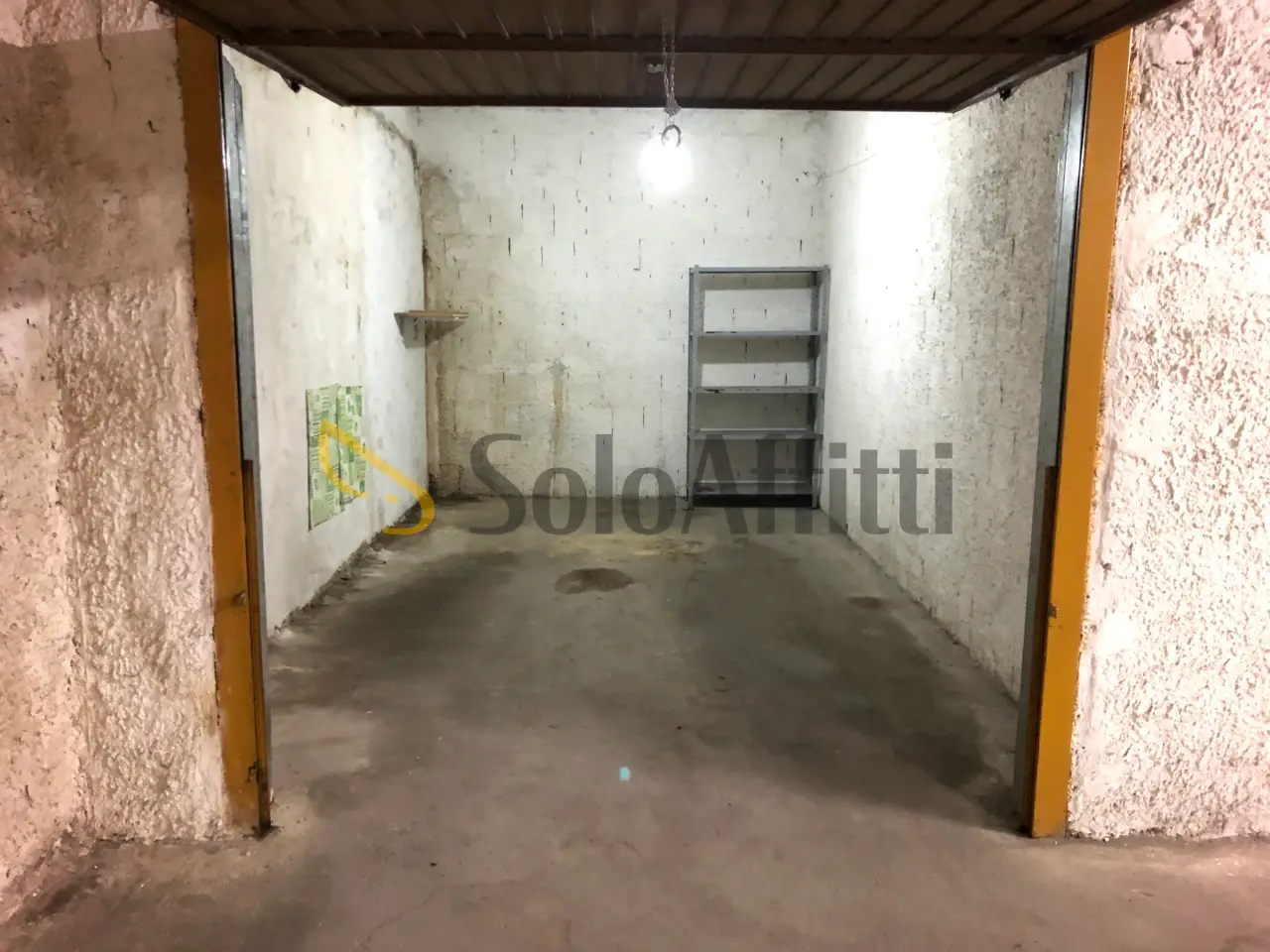 Parcheggio chiuso in Via Pasquale Amato, Caserta, {3} - Foto 1