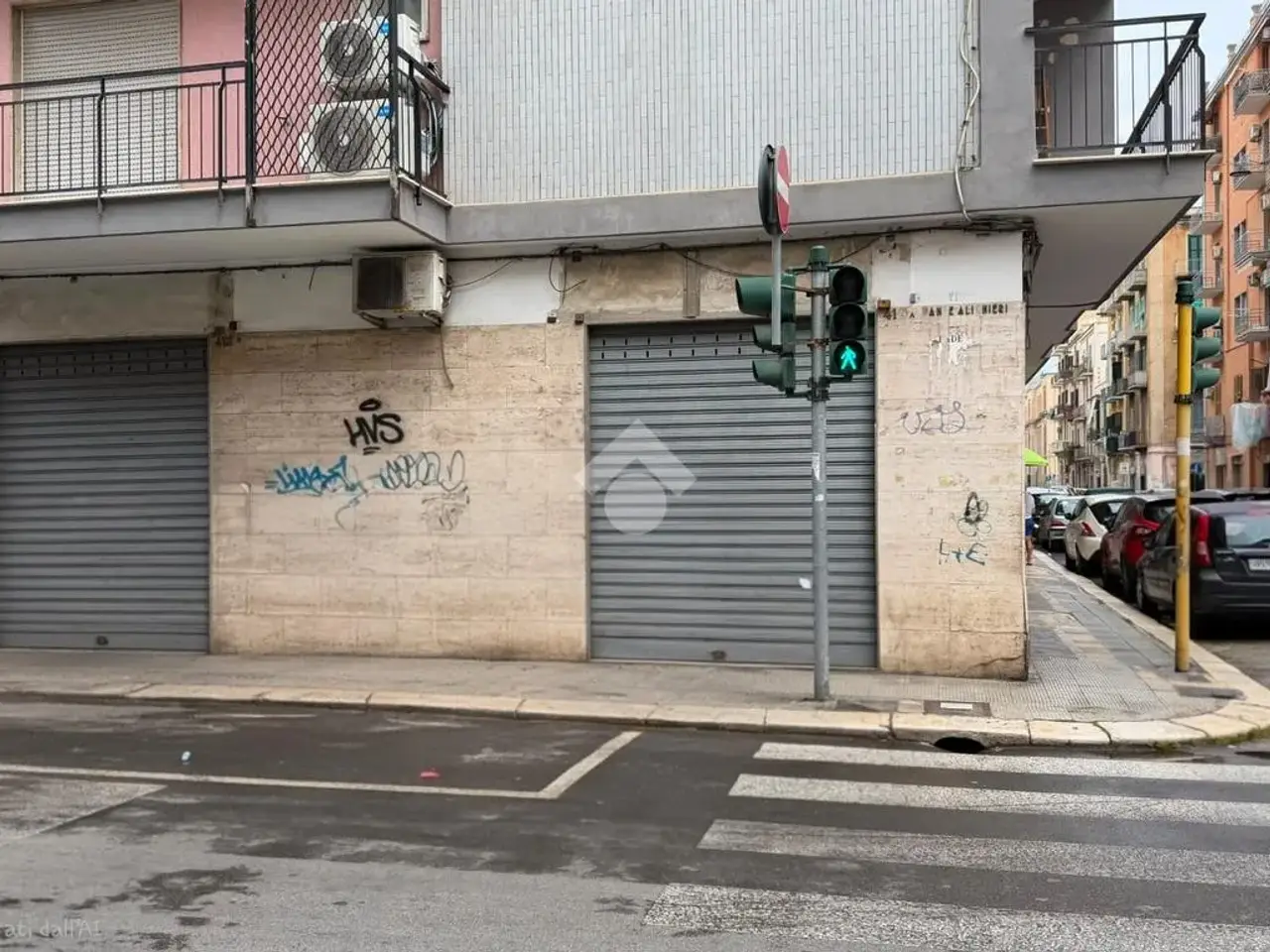 Negozio in Via Ettore Fieramosca 127, Bari, {3} - Foto 1