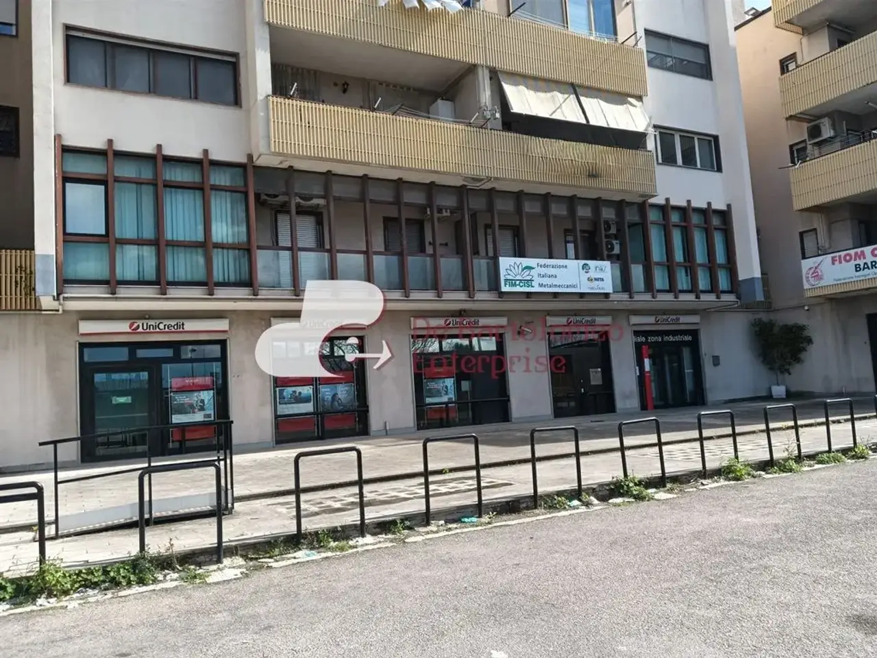 Ufficio in , Bari, {3} - Foto 1