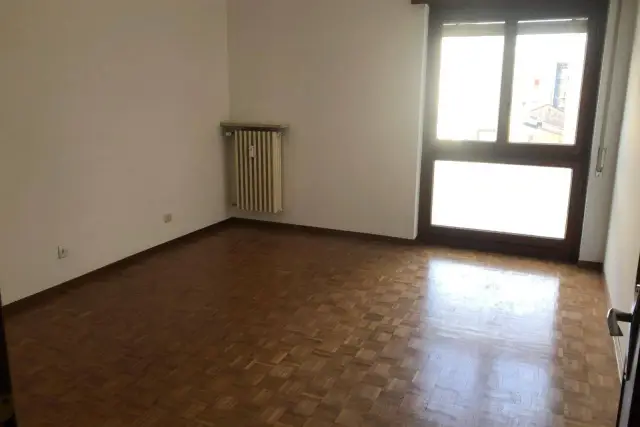 Zweizimmerwohnung in Viale Filippo Turati, Lecco - Foto 1