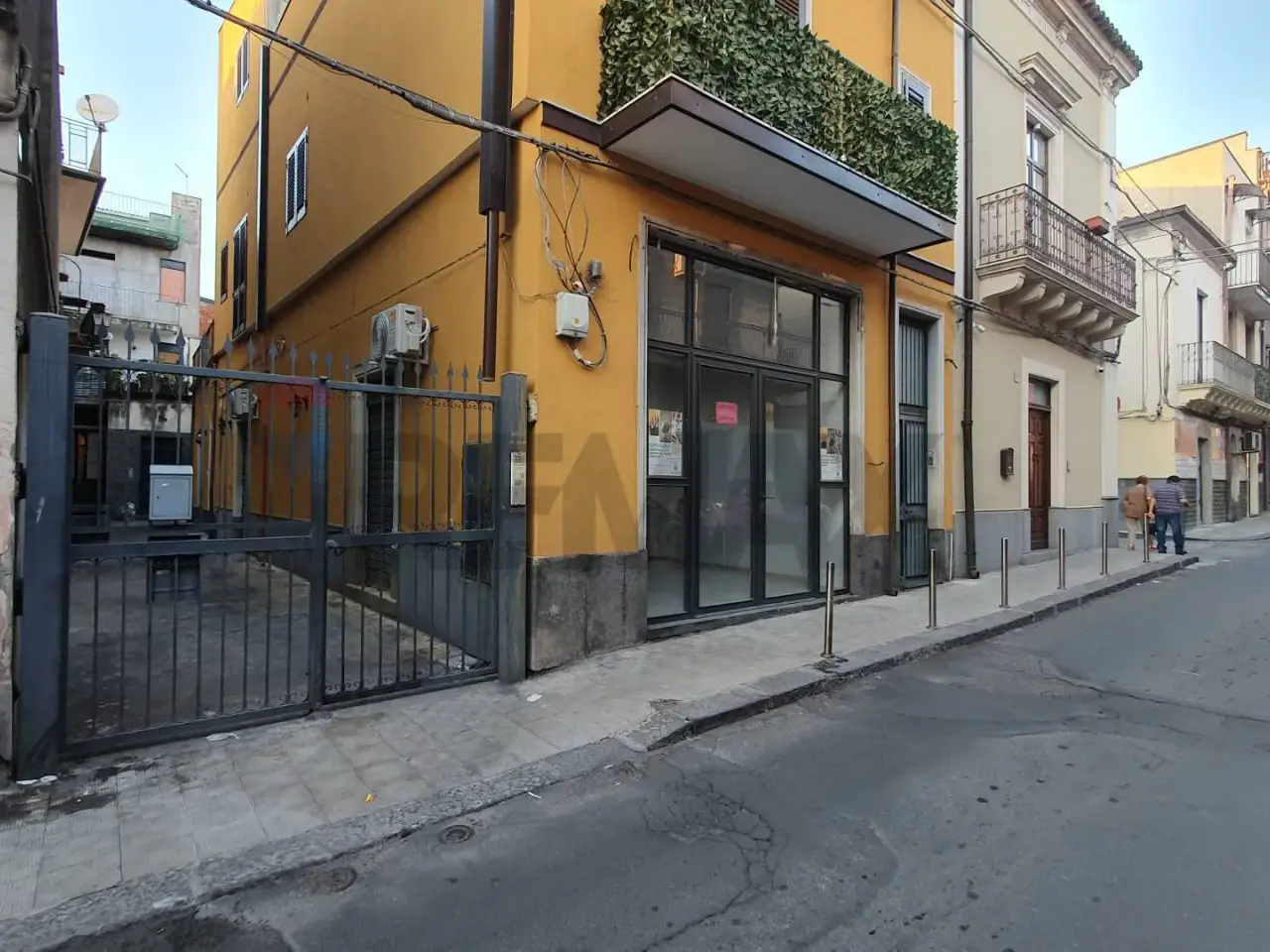 Negozio in Via Circumvallazione 377, Paterno', {3} - Foto 2