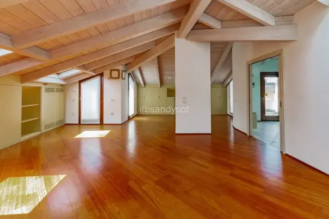 main gallery real estate image