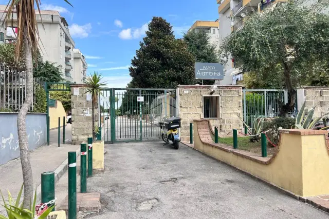 Quadrilocale in Via Enrico De Nicola 3, Melito di Napoli - Foto 1