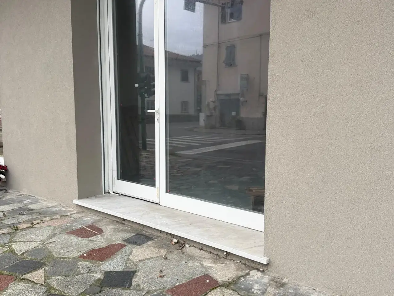 Palazzina commerciale in Via Rozzone 1, Luni, {3} - Foto 1