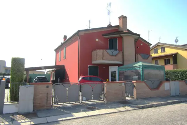 Mansion in Via Paolo Borsellino 22, Vigarano Mainarda - Photo 1