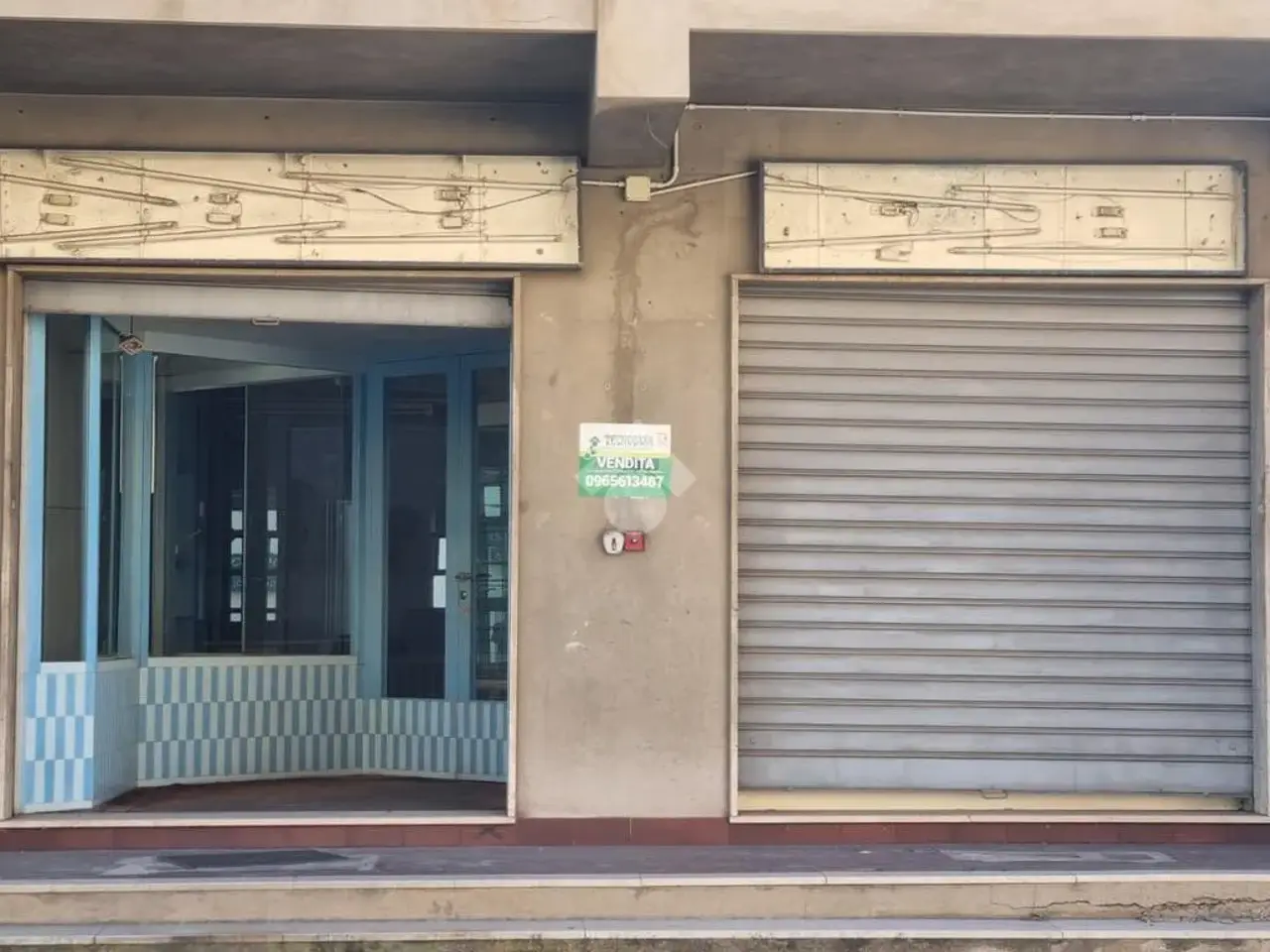 Negozio in Via Nazionale 150, Reggio Calabria, {3} - Foto 2