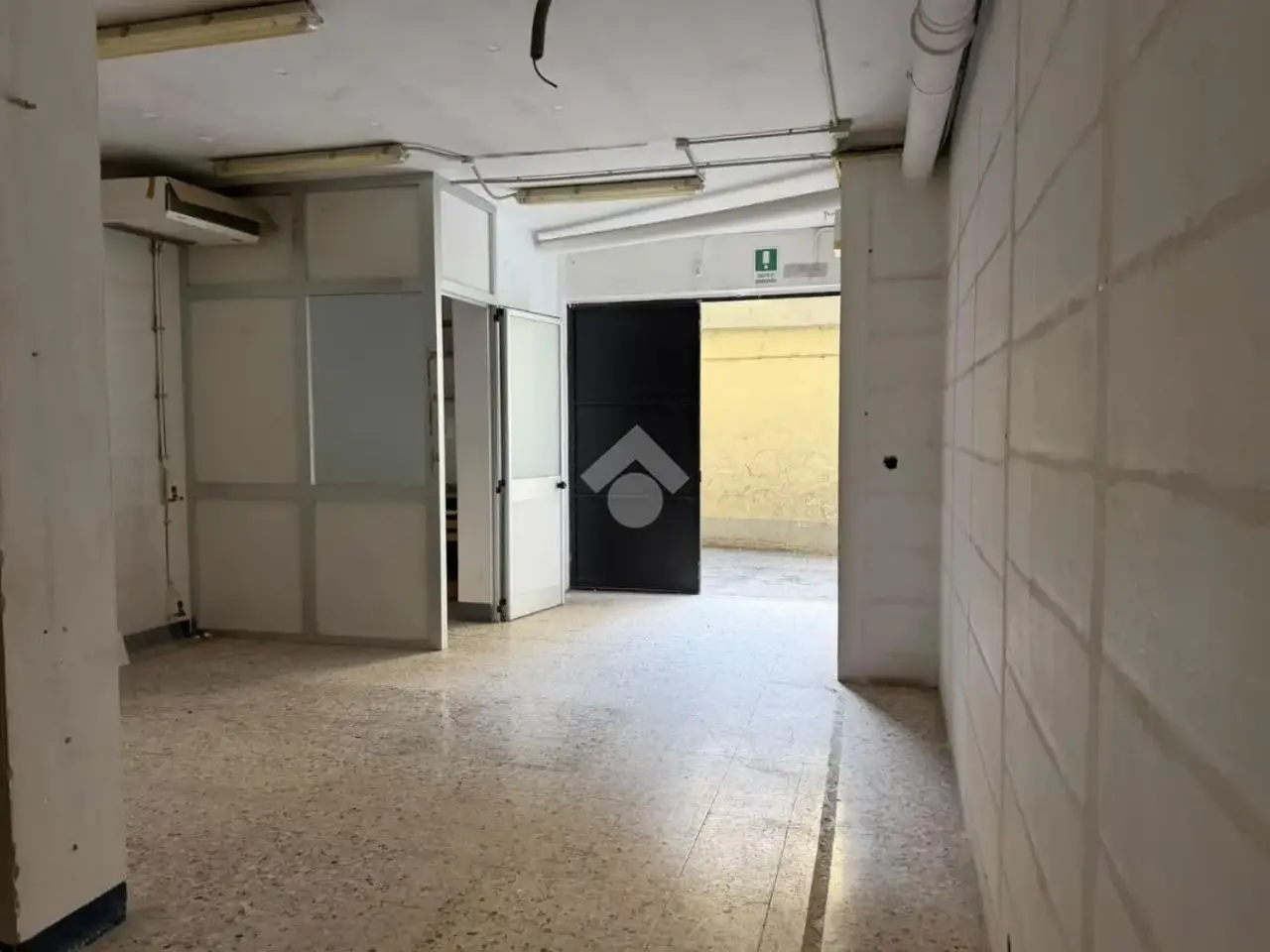 Magazzino in Via Unita` d` Italia 1, Rivoli, {3} - Foto 2