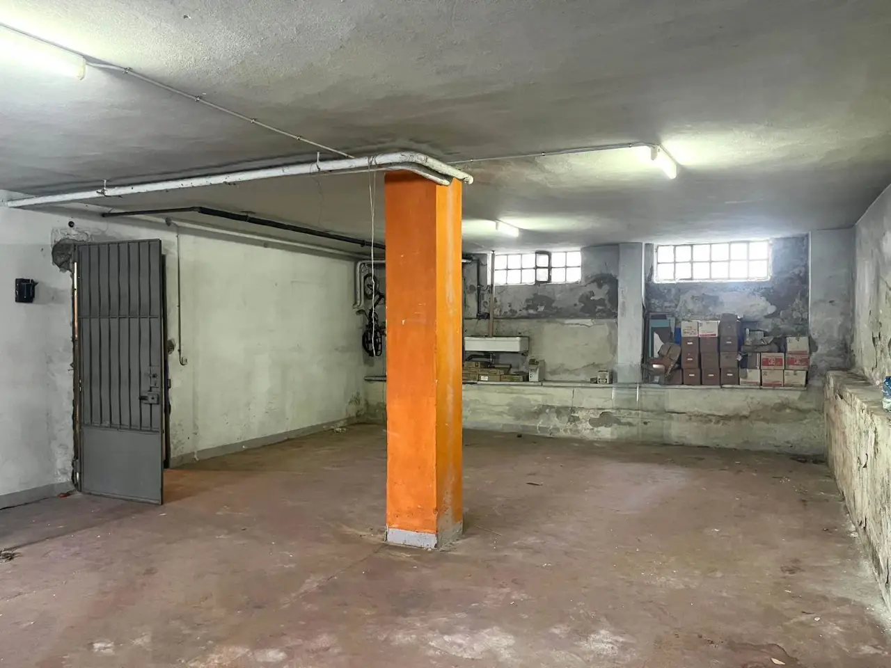 Magazzino in Via Riccione, Milano, {3} - Foto 1