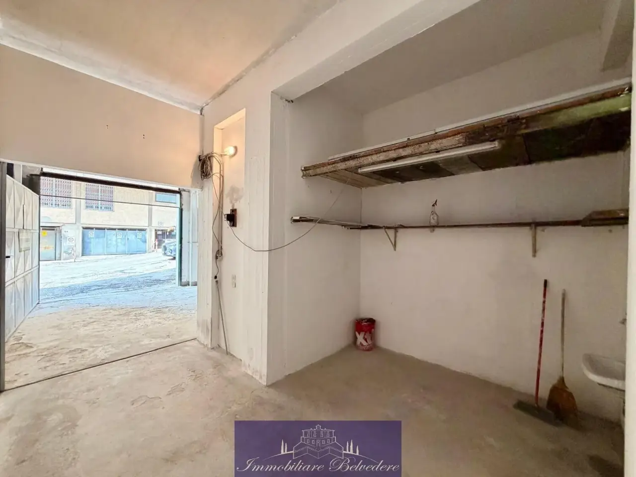 Parcheggio chiuso in Via Vincenzo Bellini, Firenze, {3} - Foto 1