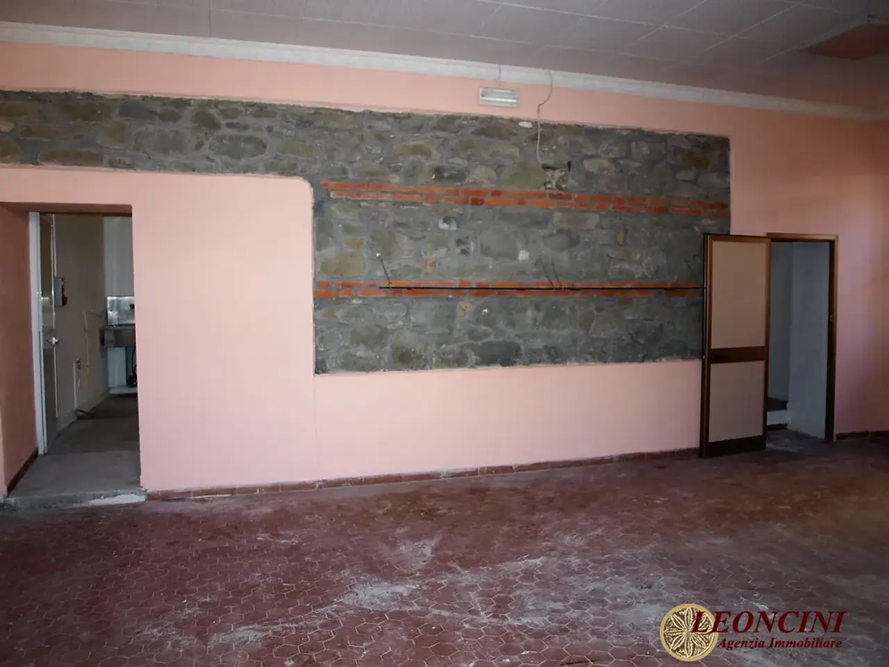 Negozio in , Villafranca In Lunigiana, {3} - Foto 1