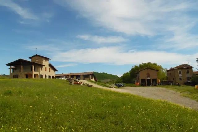 Rustico in Via Scardazzo, Valsamoggia - Foto 1