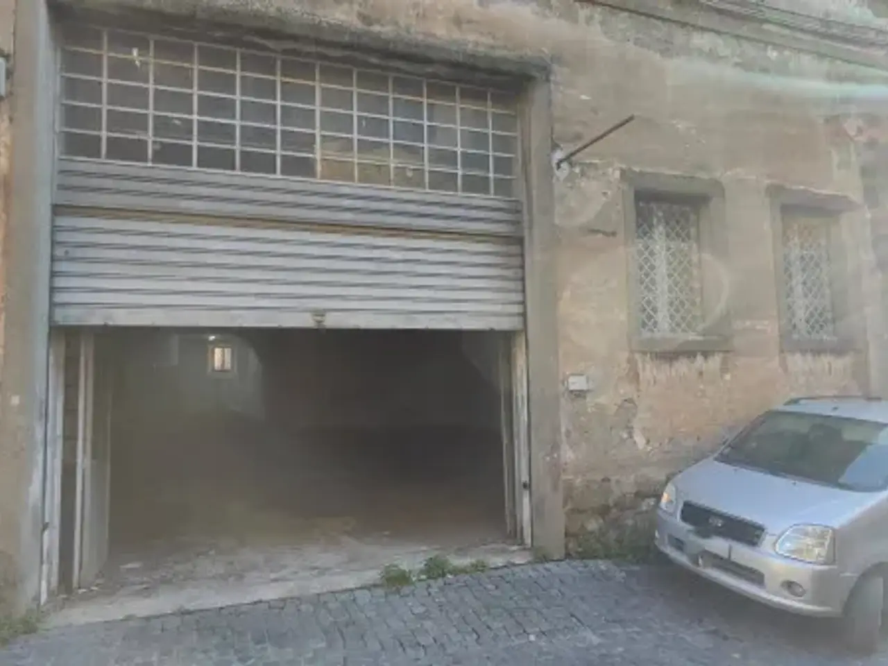 Negozio in Via dei Chiodaroli, Viterbo, {3} - Foto 1