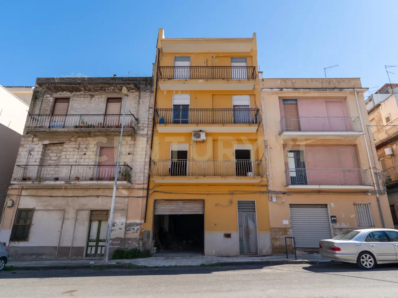 Palazzina commerciale in Via Eraclea 82, Lentini, {3} - Foto 1