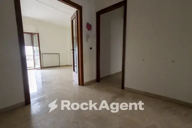 3-room flat in {3}, Viale Vincenzo De Filippis 67 - Photo 1