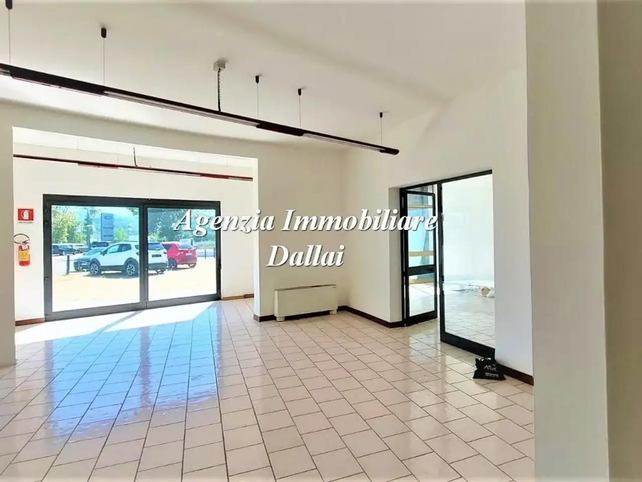 Locale commerciale in Sp 551 Traver, Borgo San Lorenzo, {3} - Foto 2
